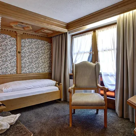 Hotel Gemma- Adults Only Hirschegg  Zimmer foto