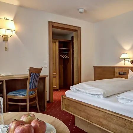 Hotel Gemma- Adults Only Hirschegg  Zimmer foto